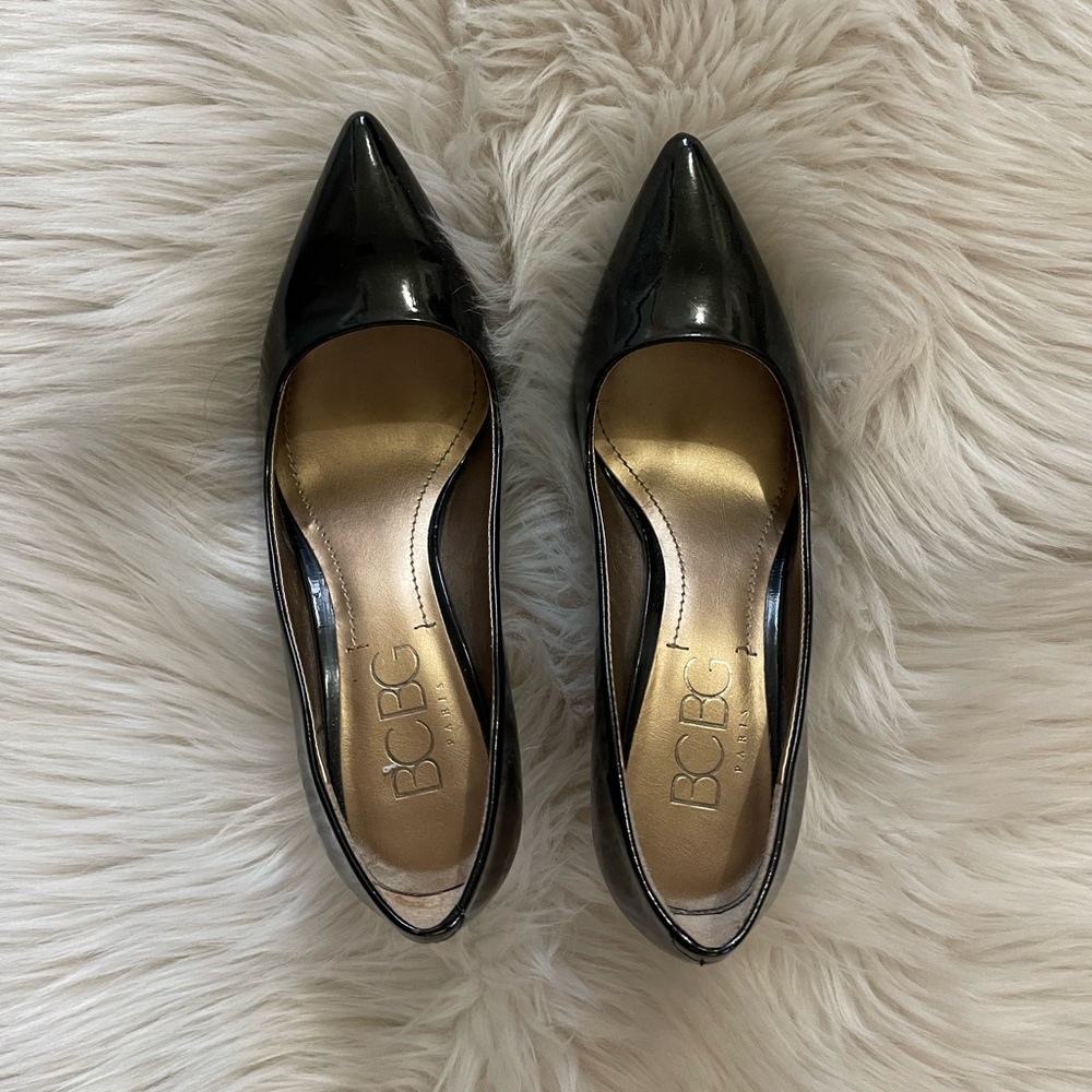 BCBG • Black • pre-loved • patent pumps